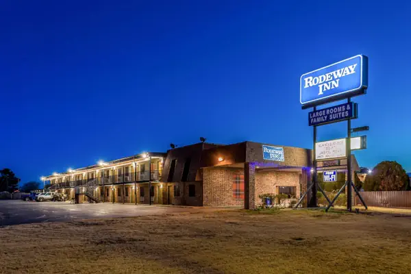 Photo 1 - Rodeway Inn Carlsbad Caverns Area