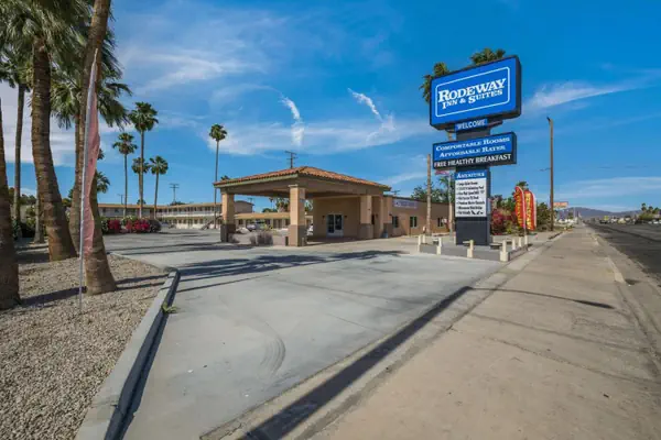 Photo 1 - Rodeway Inn & Suites Blythe I-10