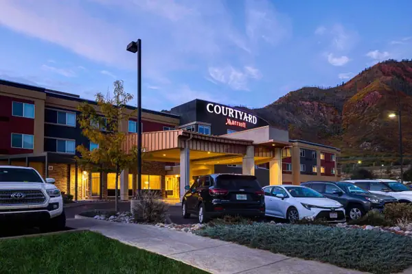 Photo 1 - Courtyard by Marriott Glenwood Springs
