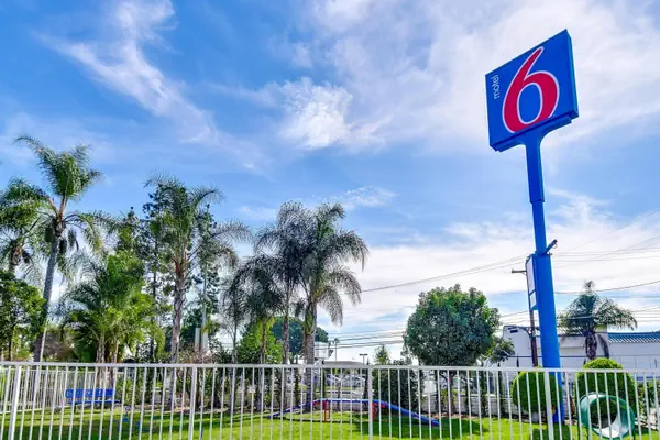 Photo 1 - Motel 6 Garden Grove