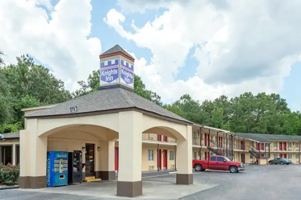 Photo 1 - Knights Inn Point South Yemassee