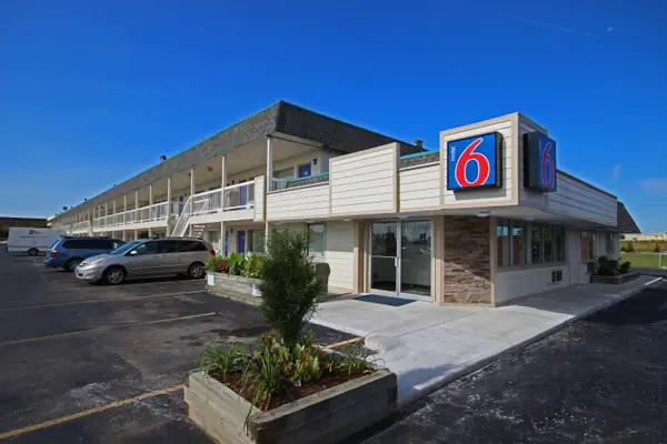 Photo 1 - Motel 6-Lima, OH