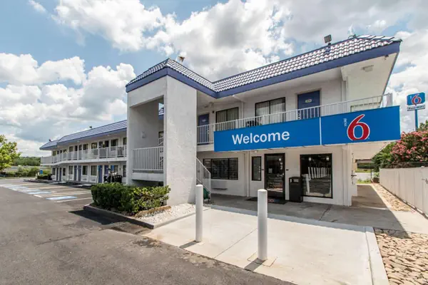 Photo 1 - Motel 6-Norcross, GA - Atlanta Northeast