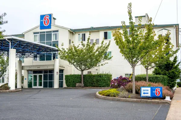 Photo 1 - Motel 6-Lincoln City, OR