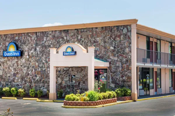 Photo 1 - Days Inn by Wyndham Martin