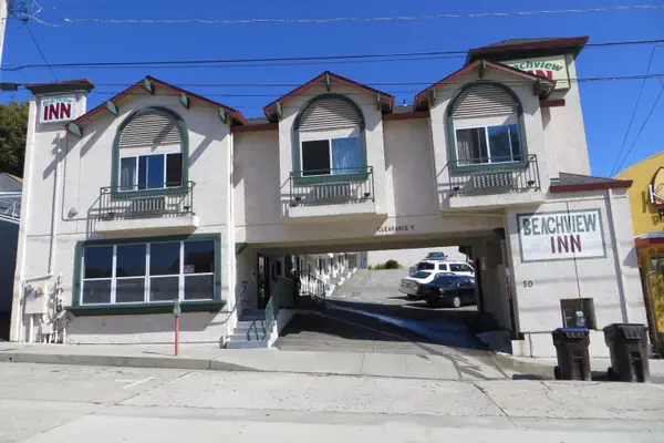 Photo 1 - Beachview Inn