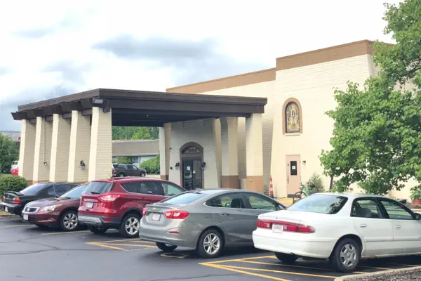 Photo 1 - Knights Inn Dayton by Miller Lane