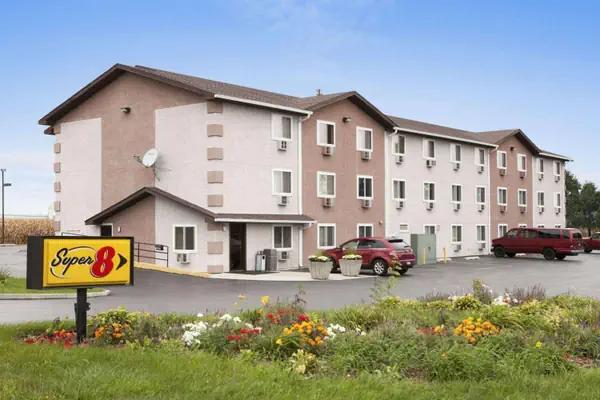 Photo 1 - Super 8 by Wyndham Peru Starved Rock State Park