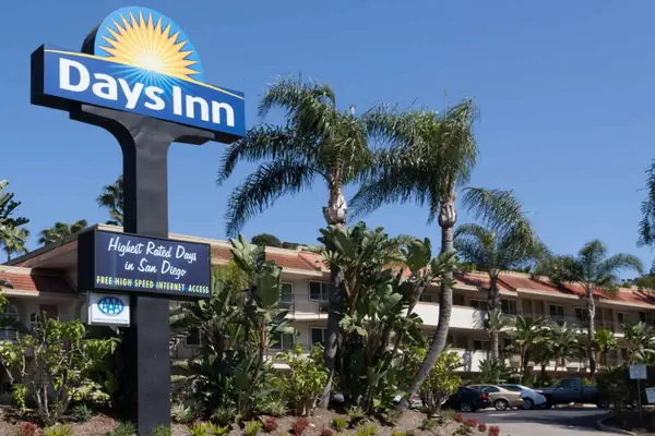 Photo 1 - Days Inn by Wyndham San Diego Hotel Circle