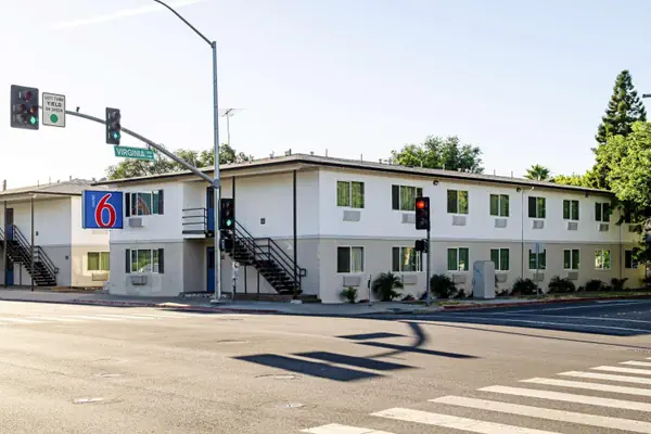 Photo 1 - Motel 6-Modesto, CA - Downtown