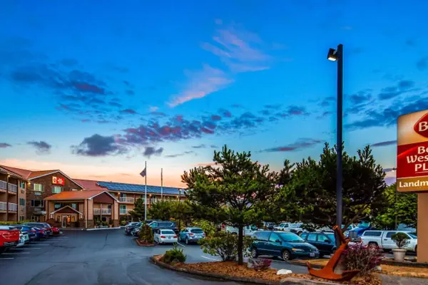 Photo 1 - Best Western Plus Landmark Inn