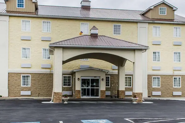 Photo 1 - SureStay Plus by Best Western Jonestown Lebanon Valley