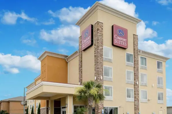 Photo 1 - Comfort Suites Harvey - New Orleans West