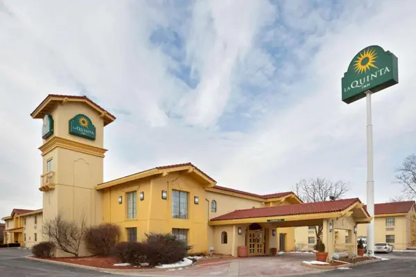 Photo 1 - La Quinta Inn by Wyndham Omaha West