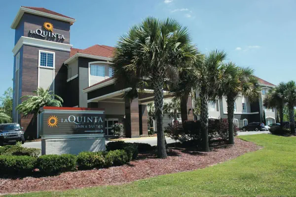 Photo 1 - La Quinta by Wyndham Baton Rouge Denham Springs