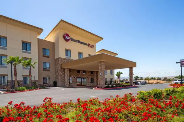 Photo 1 - Best Western Plus Coalinga Inn