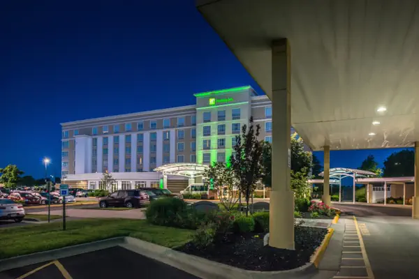 Photo 1 - Holiday Inn Kansas City Airport, an IHG Hotel
