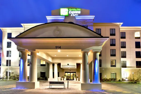 Photo 1 - Holiday Inn Express & Suites Oak Ridge, an IHG Hotel