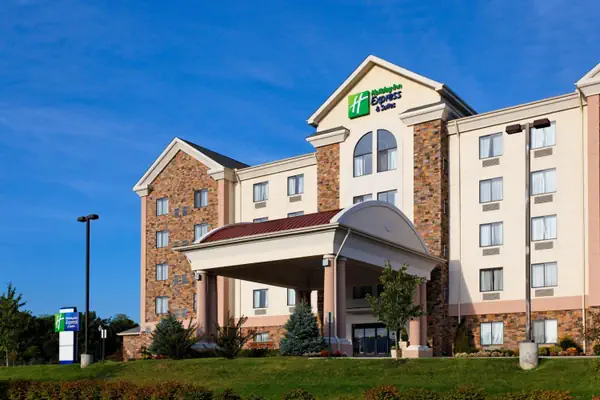 Photo 1 - Holiday Inn Express Hotel & Suites Kingsport-Meadowview I-26, an IHG Hotel