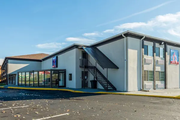 Photo 1 - Studio 6-Indianapolis, IN