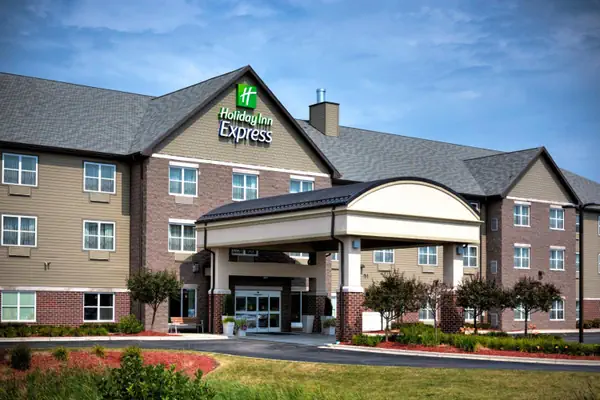 Photo 1 - Holiday Inn Express & Suites - Green Bay East, an IHG Hotel