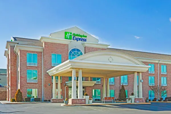 Photo 1 - Holiday Inn Express Hotel & Suites London, an IHG Hotel