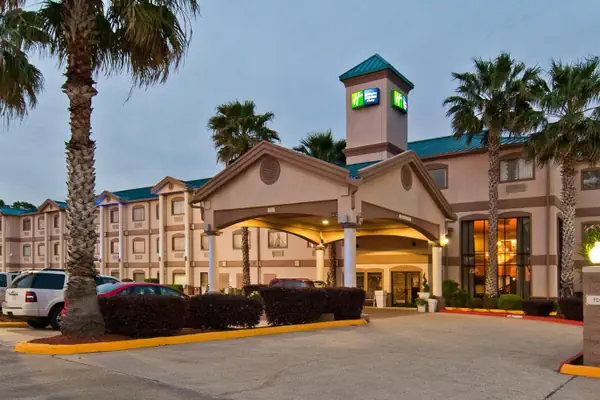 Photo 1 - Holiday Inn Express Hotel and Suites Lake Charles, an IHG Hotel