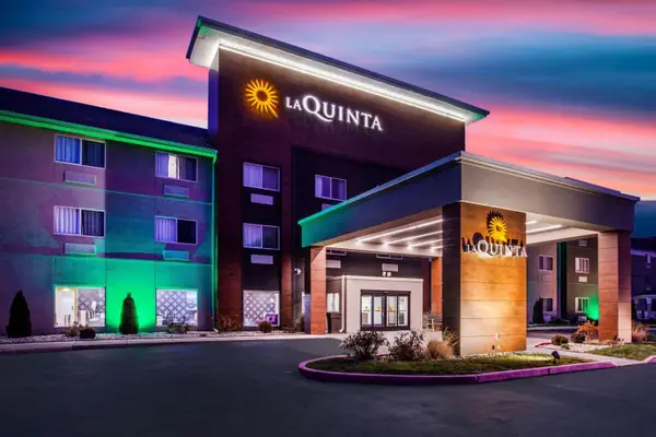 Photo 1 - La Quinta Inn and Suites by Wyndham Elkhart