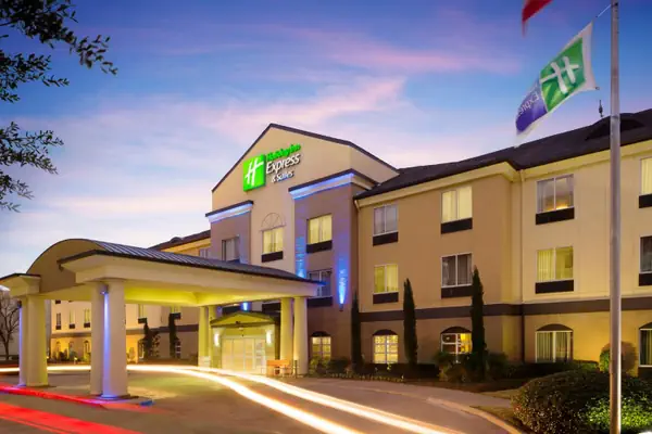 Photo 1 - Holiday Inn Express Hotel and Suites DFW-Grapevine, an IHG Hotel