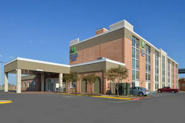 Photo 1 - Holiday Inn Express & Suites - Shreveport - Downtown, an IHG Hotel