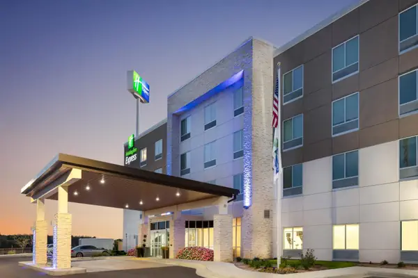 Photo 1 - Holiday Inn Express Calhoun South, an IHG Hotel