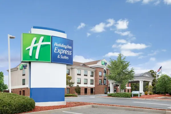Photo 1 - Holiday Inn Express Hotel & Suites Tappahannock, an IHG Hotel