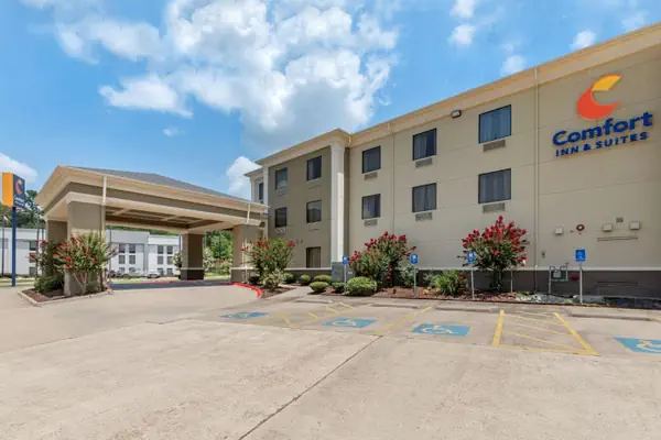 Photo 1 - Comfort Inn & Suites El Dorado