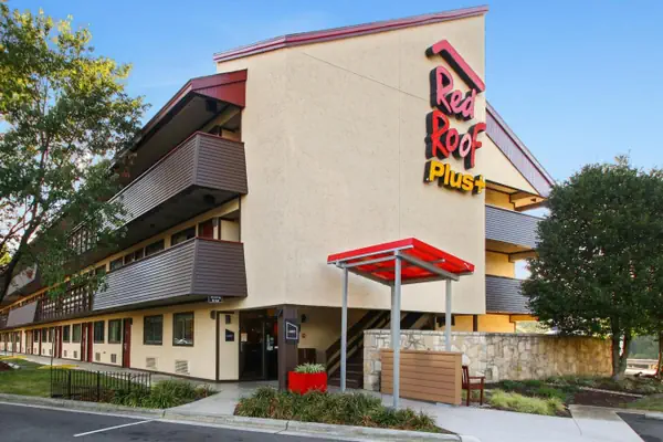 Photo 1 - Red Roof Inn PLUS+ Statesville