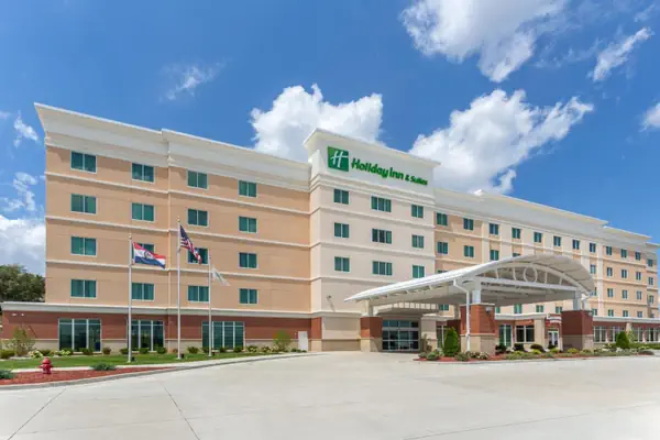 Photo 1 - Holiday Inn & Suites - Jefferson City, an IHG Hotel