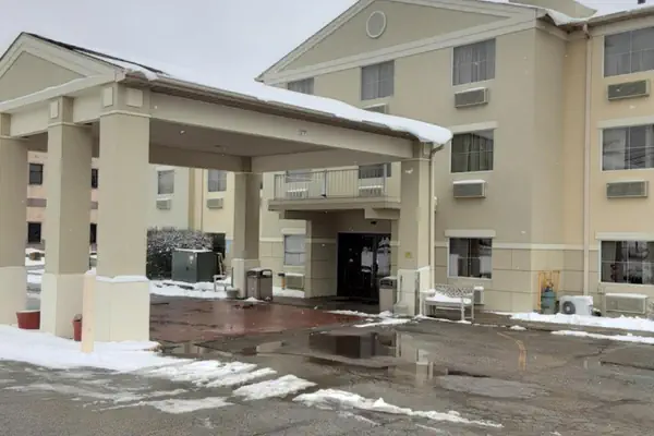 Photo 1 - Wingate by Wyndham Pittsburgh West Mifflin