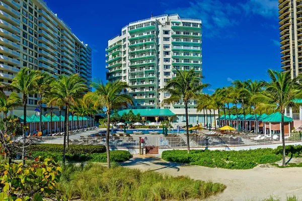 Photo 1 - Sea View Hotel