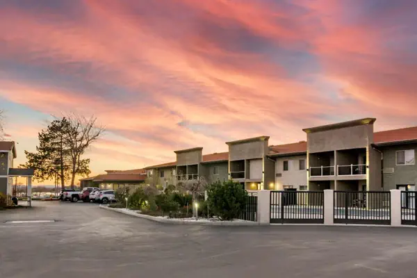 Photo 1 - Best Western PLUS Lake Front Hotel