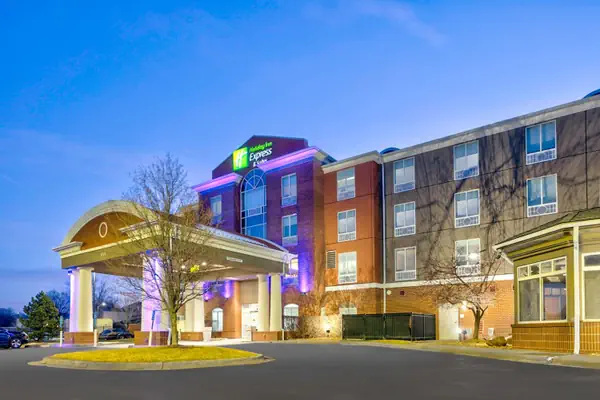 Photo 1 - Holiday Inn Express Hotel & Suites Kansas City - Grandview, an IHG Hotel