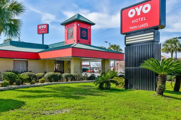 Photo 1 - OYO Hotel Lake Park - Valdosta Area