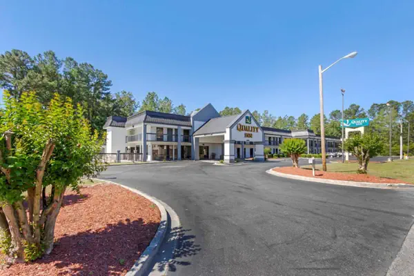 Photo 1 - Quality Inn Walterboro