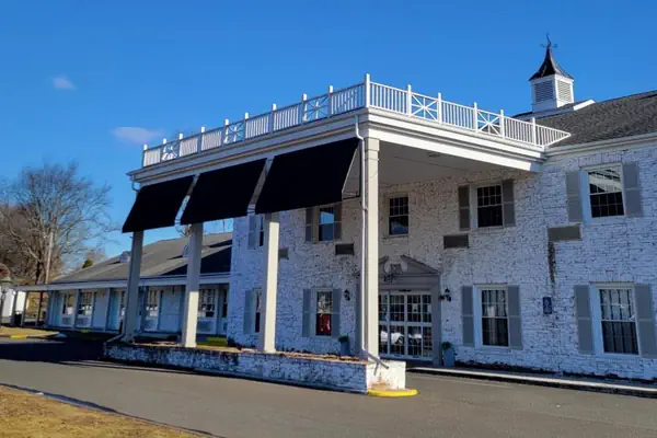 Photo 1 - Circle Hotel Fairfield