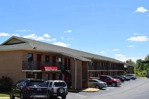 Photo 1 - RICHBURG INN