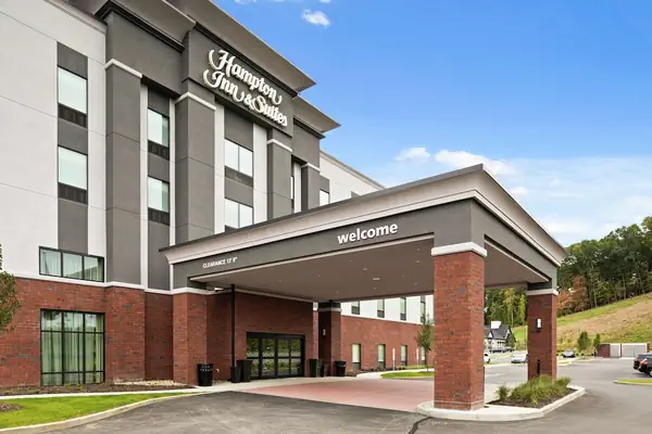 Photo 1 - Hampton Inn & Suites Cranberry Pittsburgh