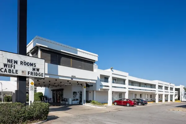 Photo 1 - Contempra Inn