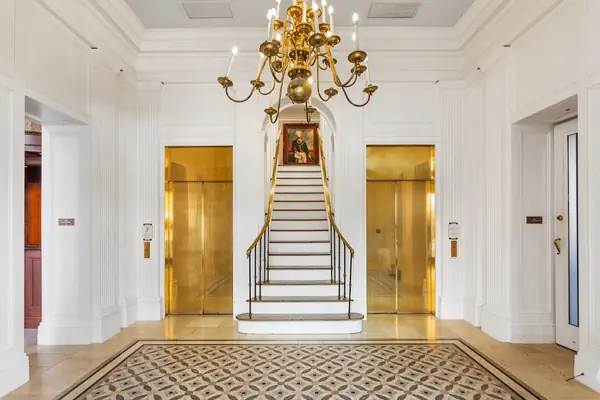 Photo 1 - The Lafayette New Orleans by Kasa