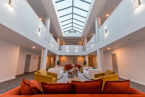 Photo 1 - Hotel Aluxor SFO