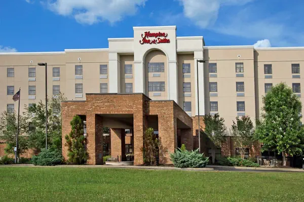 Photo 1 - Hampton Inn & Suites Florence-Downtown