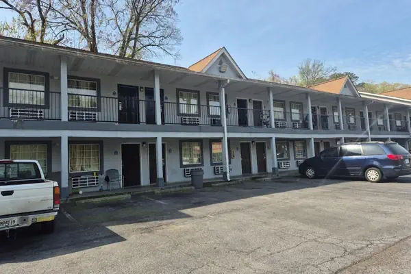 Photo 1 - Woodberry Inn & Suites By OYO Rome