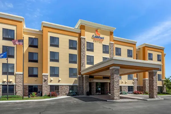 Photo 1 - Comfort Suites Oshkosh